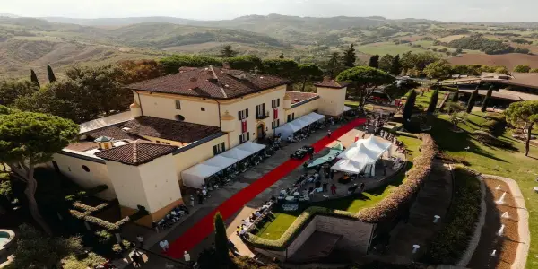 Exploring Italy's Motor Valley: A Guide for Classic Car Enthusiasts