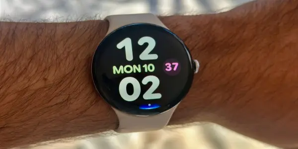 Guide to Setting Up and Customizing Gemini Raise to Talk on the Pixel Watch 4