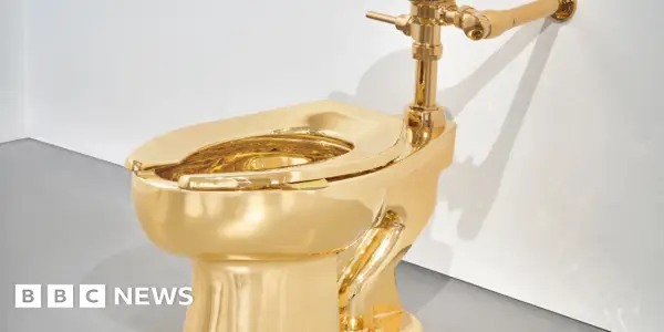Second Casting of Infamous Stolen Gold Toilet to Be Auctioned