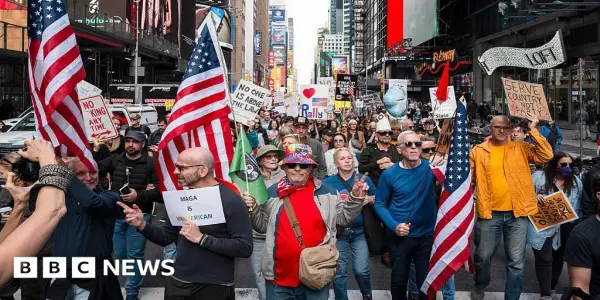 Following 'No Kings' Protests, Democratic Strategy Faces Critical Crossroads