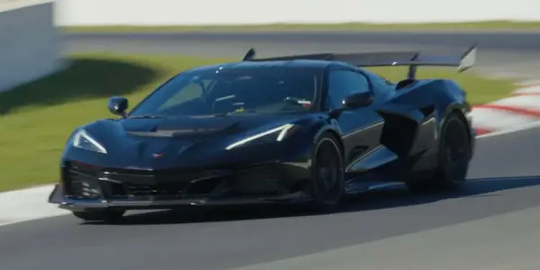 Chevrolet Corvette ZR1 Shatters Lap Record at Mosport with Ron Fellows