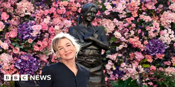 New Statue of Bridget Jones Unveiled in London, Renée Zellweger Expresses Admiration