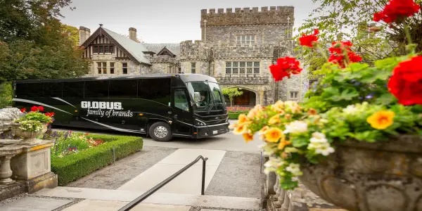 Exploring Escorted, Small-Group, and Independent Tours: Essential Itineraries and Planning Insights