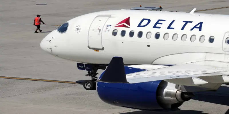 Federal Agents Detain Delta Co-Pilot Upon Arrival at San Francisco Airport