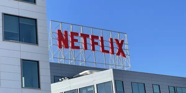 Netflix Faces Stock Decline Amidst Mixed Earnings and Growing AI Initiatives