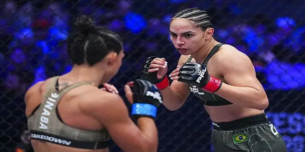 Ariane Lipski, Former KSW Champion, Announces Retirement from MMA